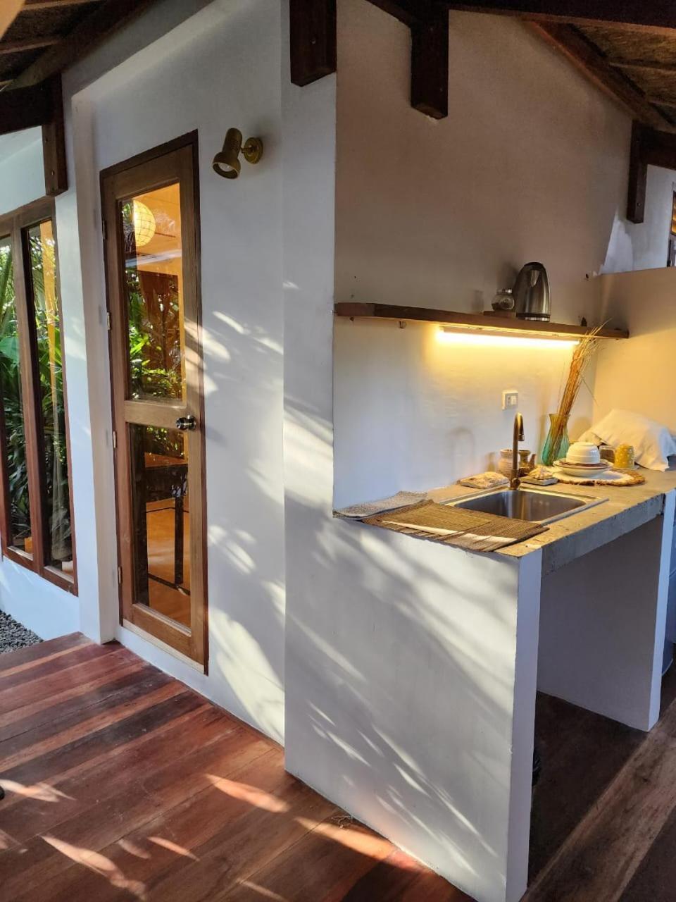 Prana Siargao Resort Хенераль-Луна Екстер'єр фото